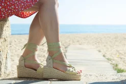 Alpargatas de cuña MOLLY | Camila's Hot