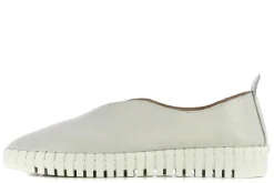 Alpargatas planas SAVENO | Camila's Fashion