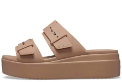 Sandalias de cuña BROOKLYN BUCKLE LOW WEDGE W | Crocs Hot