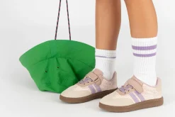 Zapatillas con tiras ajustables KAG | Little Camila's Online